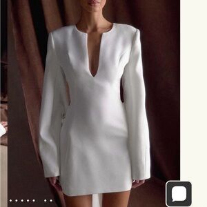 Meshki Chic White Long Sleeve Dress